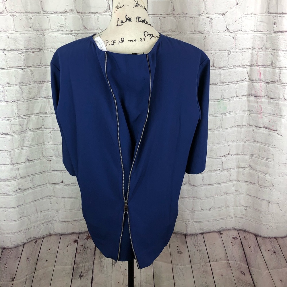 Everlane Japanese Goweave Back-zip Tee Shirt - Picture 5 of 7